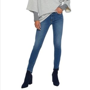 Current Elliott Skinny jeans